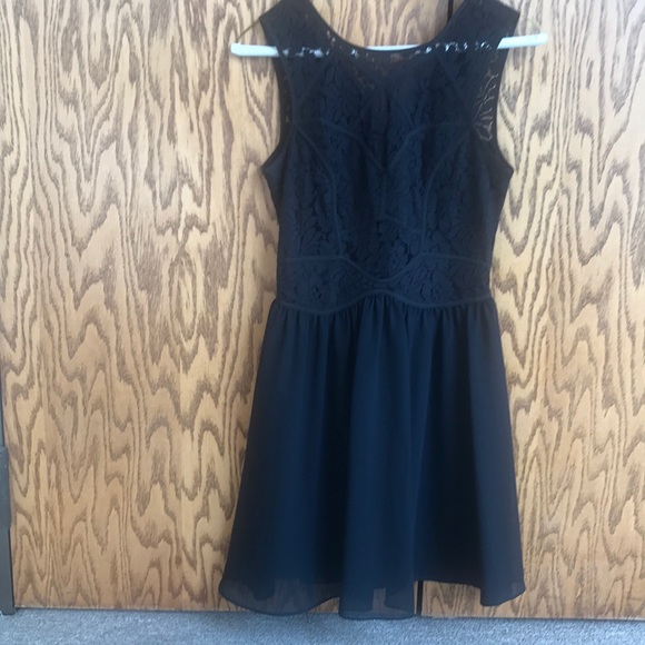 BCBGeneration Dresses & Skirts - BCBGENERATION BLACK LACE TOP DRESS LINED SKIRT 4